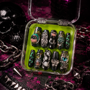 Junknailz No. 03 — Alien Glam
