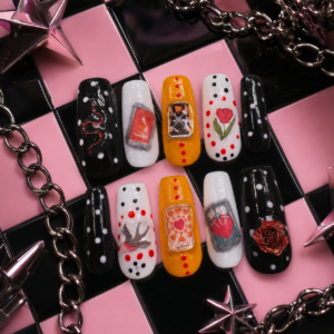 Junknailz No. 05 — Tarot Heart