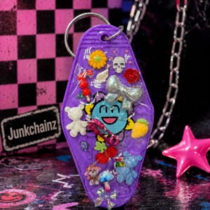 Junkchainz No. 08 — Purple Chaos